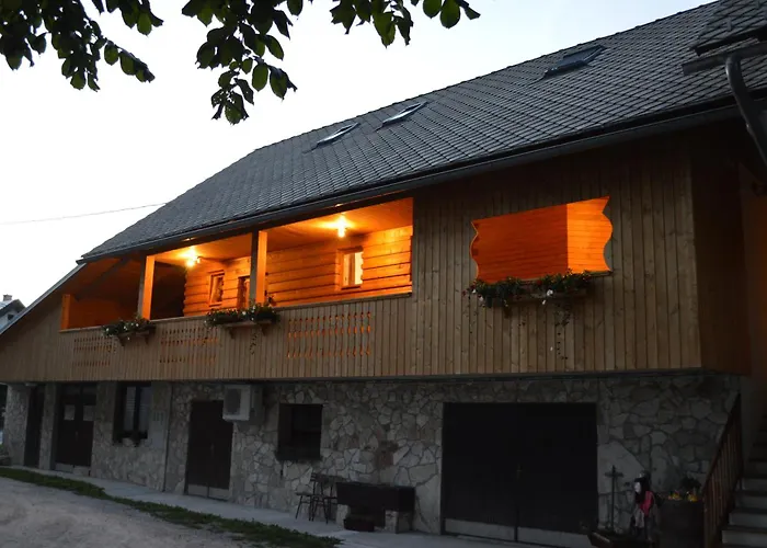 Stara Zaga Affittacamere 3*